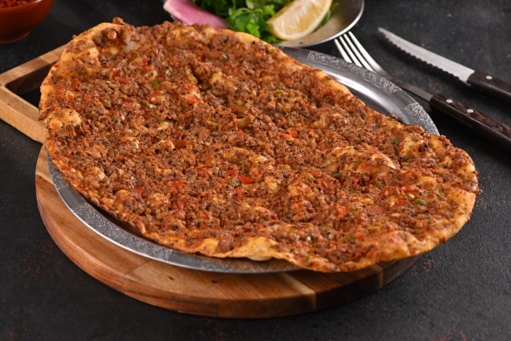 Acılı Lahmacun