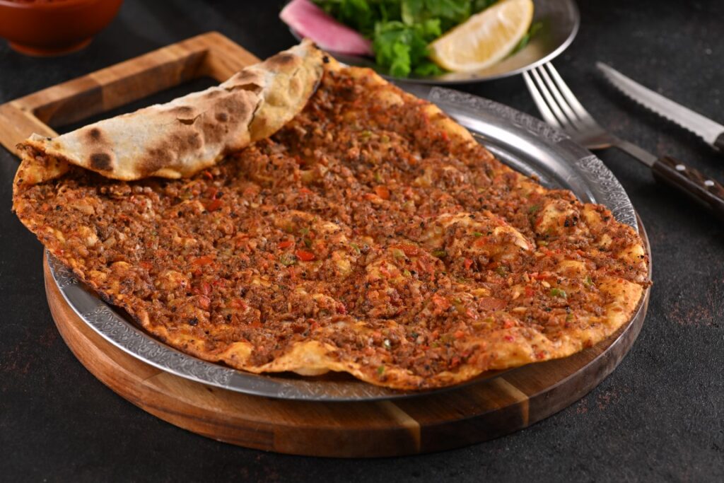 Özel Urfa Lahmacun